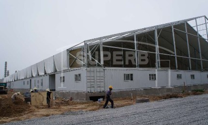 強(qiáng)暴雨侵襲下，篷房是否能經(jīng)受考驗(yàn)？