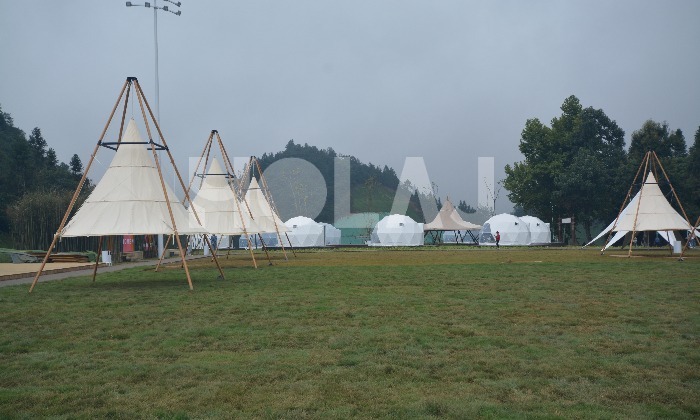 網(wǎng)紅竹節(jié)燈籠帳篷